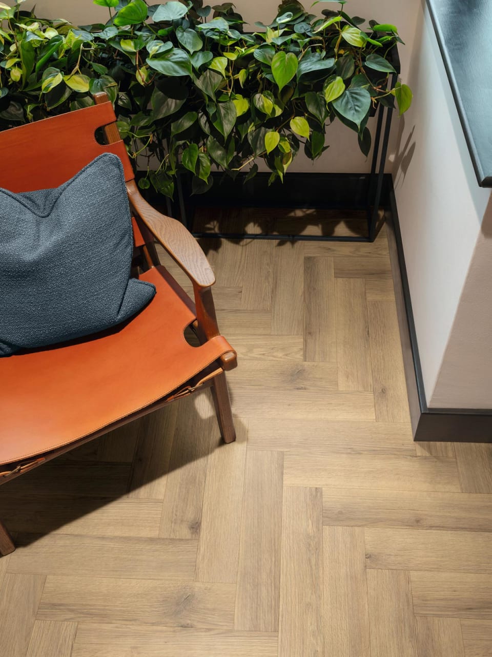 Stowe Oak: Commercial LVT Flooring from the Amtico Spacia Collection